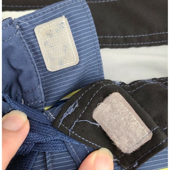 Sonoma Goods for Life Men's (36) Blue Striped Swimming Board Shorts - Picture 5 of 8